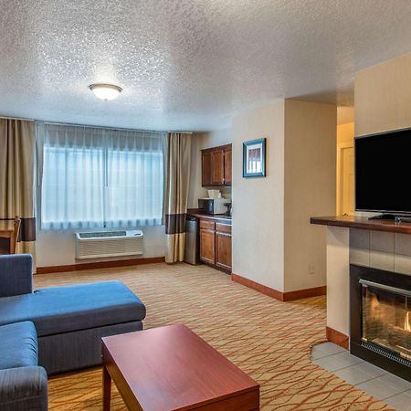 Comfort Inn Mount Shasta Area Weed Buitenkant foto