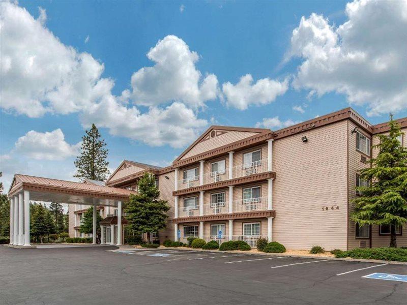Comfort Inn Mount Shasta Area Weed Buitenkant foto