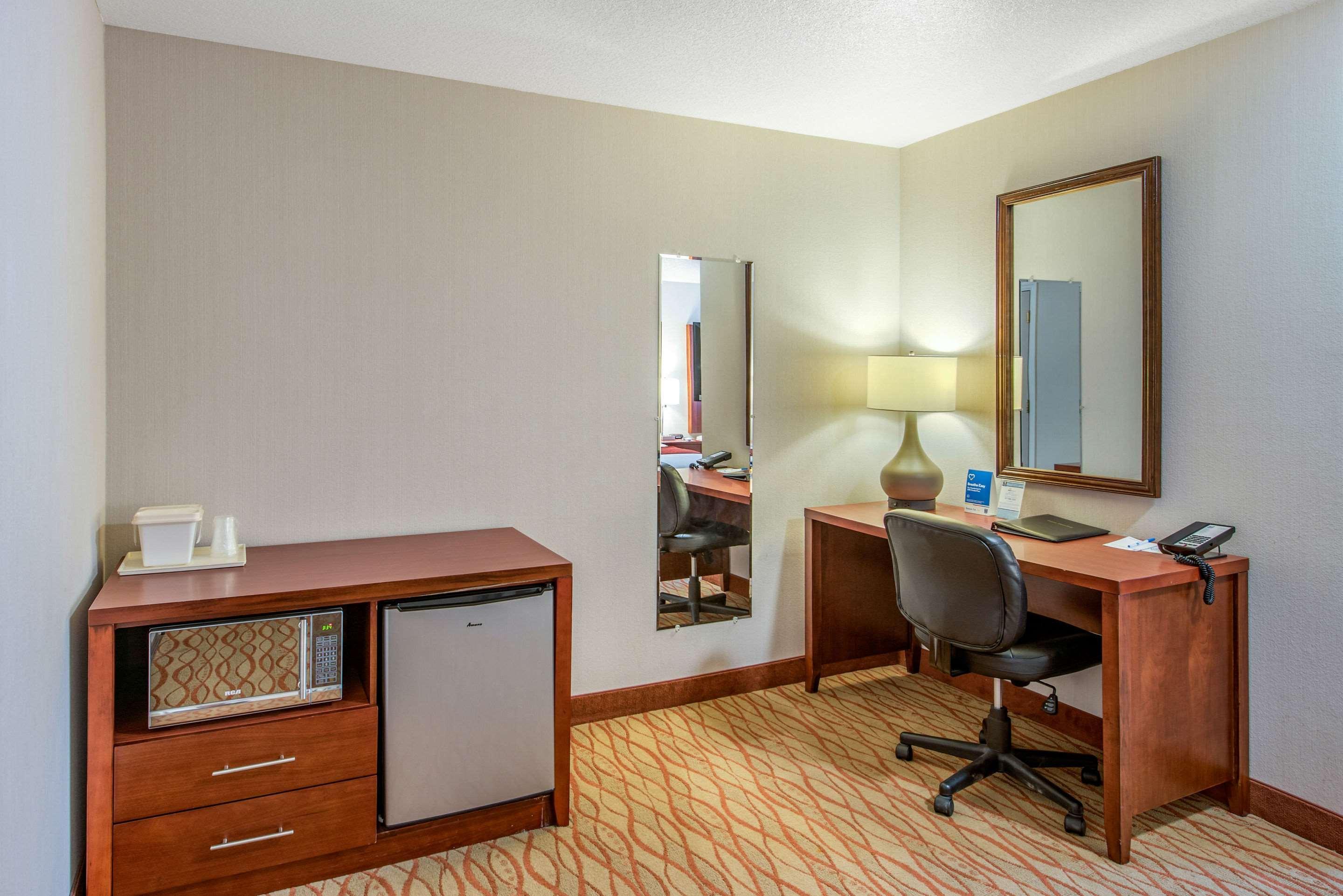 Comfort Inn Mount Shasta Area Weed Buitenkant foto